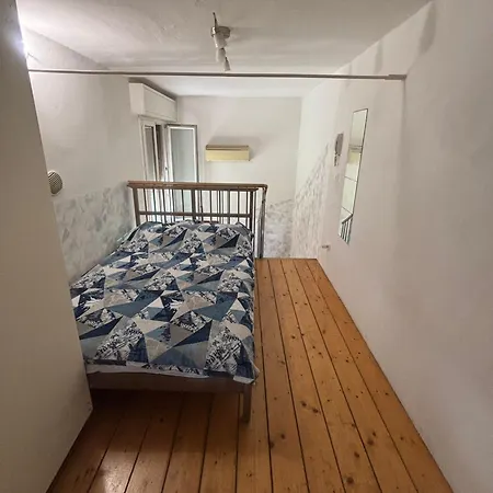 - Open 24h Apartmán